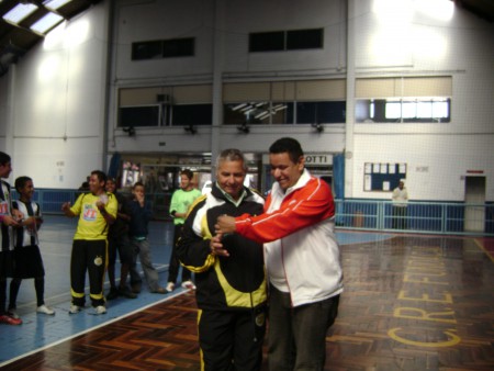 JOSÉ ARI PRESIDENTE